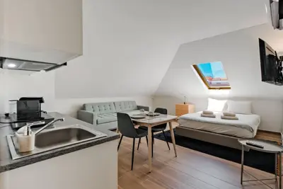 Image de Lovely studio, fully equipped & near subway (Nº12)