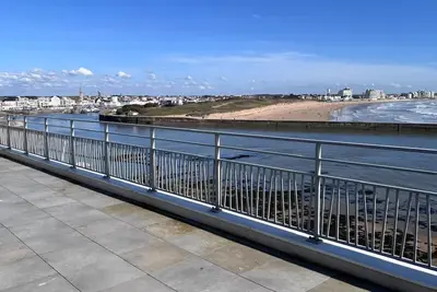 Image de Boisvinet, Grand appartement avec vue à 180° sur l'océan Atlantique