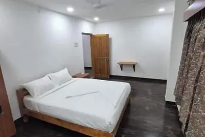 Cozy apartment in charming Dindigul with Ac/ Mymoon service apartment