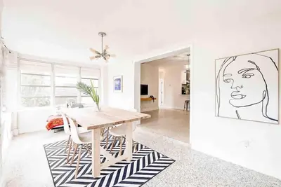 Image de The Bo House |sleeps 4 | close to beach, airport