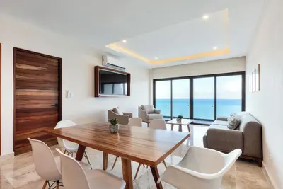 Image de Charming 3-Bedroom Apartment facing the beatiful sea of Isla Mujeres,