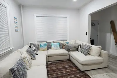 Image de 2-bedroom apartment Walking distance to beach