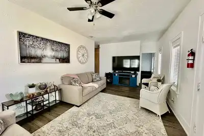 Image de #1 Charming 5br 1ba Home in Midland – Comfort, Convenience & Great Location!