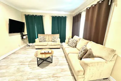 Image de Beautiful 3Bedroom, 2bath House- Santana Row, San Jose Downtown