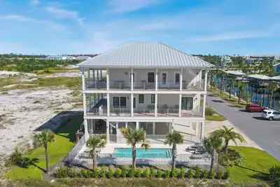 Image de New Listing, New Home! Amistad Is An Upscale 6bd/4ba Home W/Gulf & Canal Views, Private Pool!