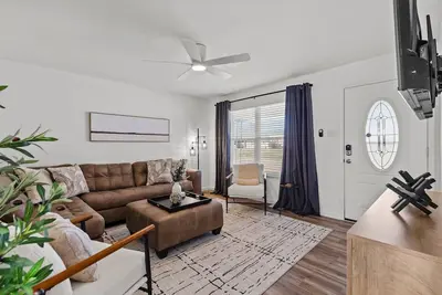 Image de The Secret Sojourn by Jz Vacation Rentals
