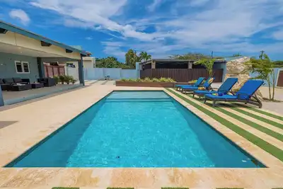 Image de Blue Villa Huge Backyard PrivatePool FirePit