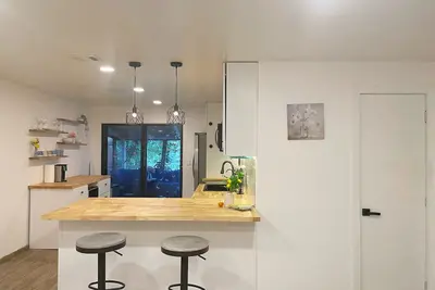 Image de The Guitar On the Lake