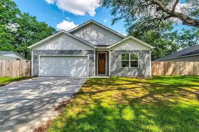 Image de New build 4-bedroom house with fast WiFi and Ac in peaceful North Charleston