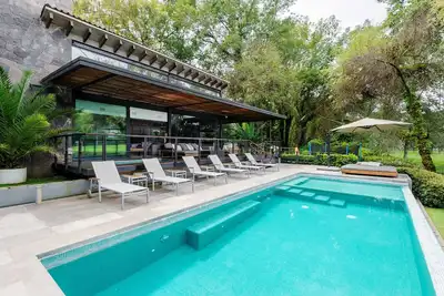 Image de Casa Galo - Modern Retreat Overlooking the Golf Course
