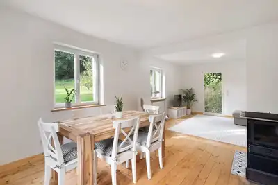 Image de Maison de vacances 'Ferienhaus Vergissmeinnicht' avec jardin privé et Wi-Fi