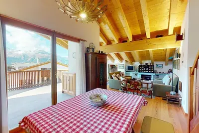 Image de Beautiful holiday house in a quiet location in sunny Pontresina.