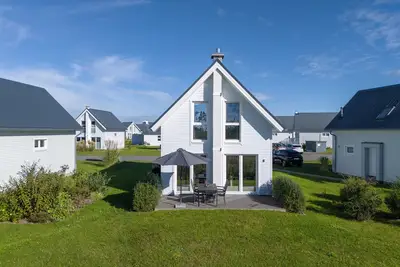 Image de Home port - infrared sauna, fireplace, shower, terrace, parasol, parking lot