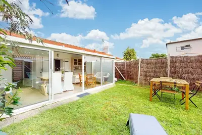 Image de Maison cosy à L'épine avec WiFi
