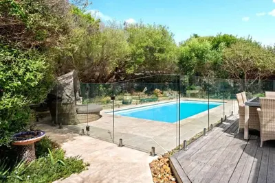 Image de Paradise in Sorrento  |  Style & Space!