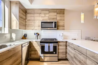 Image de 2bd w/ Rooftop • Minutes to LoHi & Sloan’s Lake