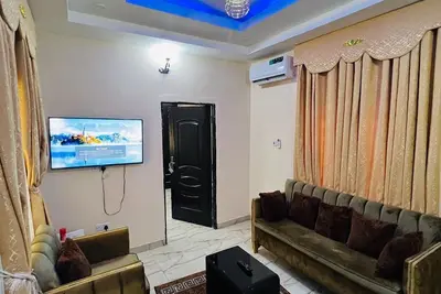 Image de Enugu Nigeria Shortlet\/ Serviced Apartment, Enugu state, Nigeria for Ngn35, 000