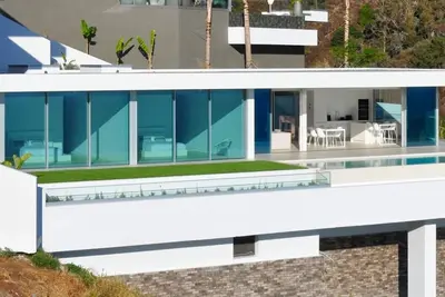 Villa Gia: Calheta's Serene Escape: Your Home Away from Home