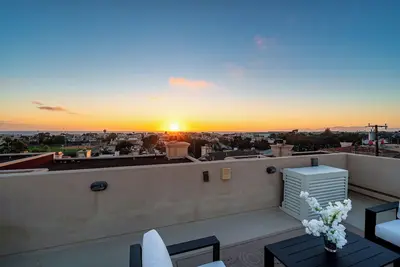 Image de 3-bedroom phenomenal King in Hermosa Beach with Ac, WiFi, fitness area
