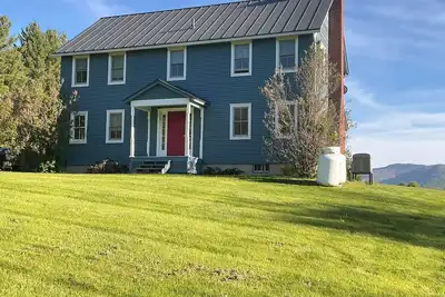 Image de Beautiful  Mountain view Vermont home for your relaxing getaway.