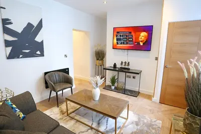 Image de flat 205 · Duplex Flat Perfect For Couples - Walk To City| Pass the Keys