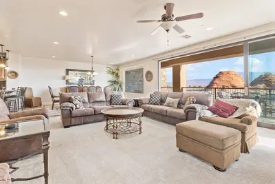 Image de Desert Views & Comfort at Red Rock Airscape