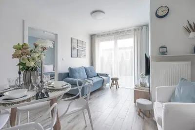 Przytulny apartament w nadmorskiej marinie