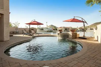 Image de Spectacular Arrowhead Lakes House Retreat