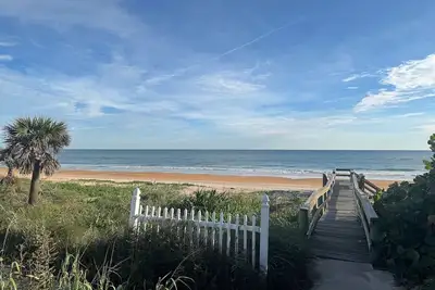 Image de Charming Mako Beach Cottage, 2-bedroom with WiFi, Ac in amazing Ormond Beach