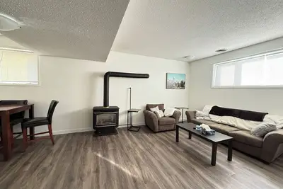 Image de Modern 2-Bedroom Suite in Melfort