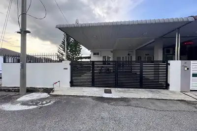 Image de 7pax 2-bedroom house with WiFi and Ac in lovely Bukit Mertajam@Near Aeon