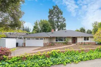 Image de Spacious 5-bedroom house with Ac and WiFi in tranquil Palo Alto