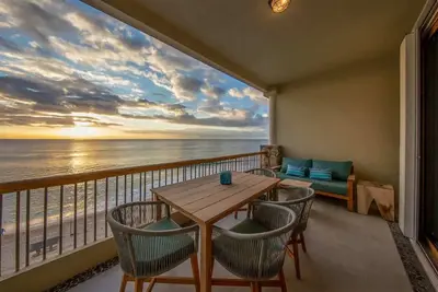 Image de 3bd Soleado: Ocean Views, Pool & Resort Beach