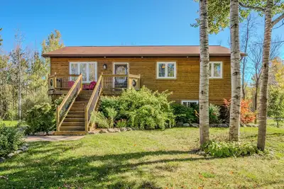 Image de Cozy 4-Season Cottage w/ Hot Tub