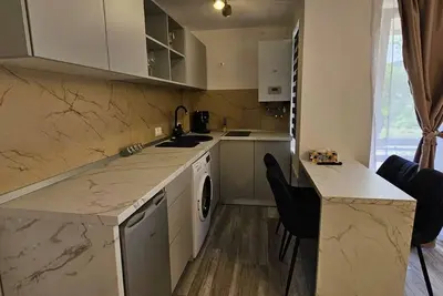 1 bedroom apartment perfect for guests with a modern and elegant design.