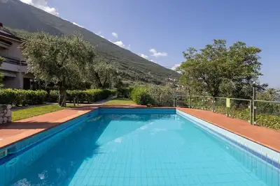 Image de Appartement de vacances Brenzone pour 1 - 4 personnes avec 1 chambre à coucher - Logement de vacance