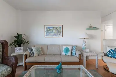 Image de Spacious 3br Beachfront Condo w/ Balcony & Parking
