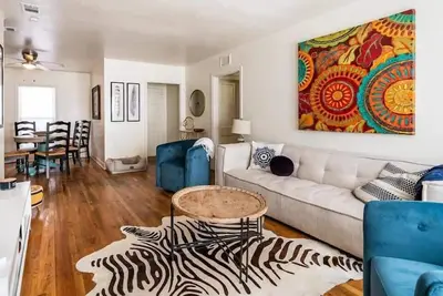 Image de Celebrity Stay - 3br 2ba - Close to Tech