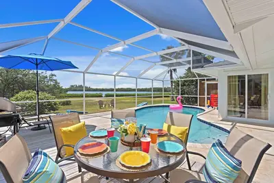 Image de Amazing Heated Pool w/ Bay Views! 7 min to Beach