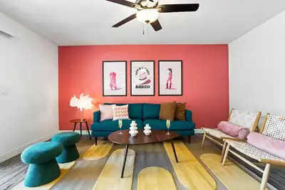 Image de Quad Social-4 Unit Combo-Entertainment District
