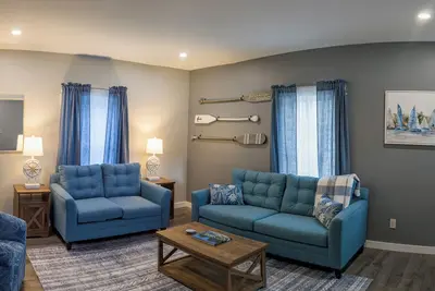 Image de Modern NewlyFurnished Acadia Apt