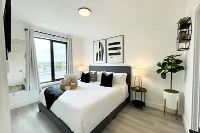 Image de Luxe 1 Br King Apt - near Nyc, Ewr, Prudential, Njpac, American Dream, MetLife
