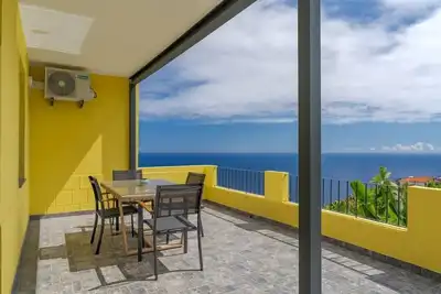 Image de Sky & Ocean 2nd Floor Apartment
