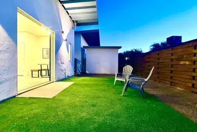 Image de Modern Elegant Desert Living SolMod #4