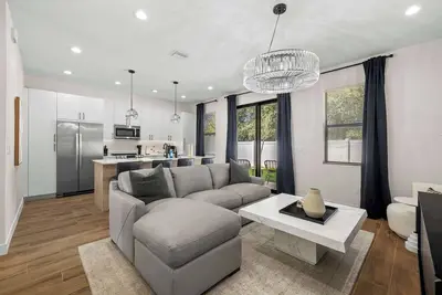 Image de New Build! Prime Location in Beautiful Tampa Bay!