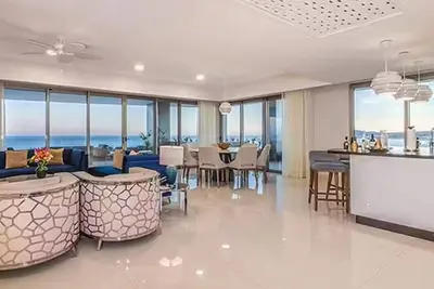 Image de Upscale, Luxe oceanfront 3bed, 2. 5 ba condo resort with huge balcony and jacuzzi