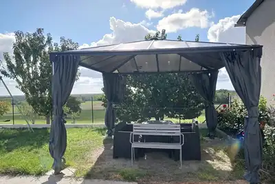 Image de Homerez - Maison accueillante avec jardin à Assay