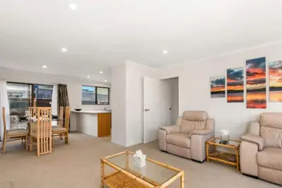 Image de Suits Us Taupo Central – Modern Comfort Minutes from Lake & Local Attractions