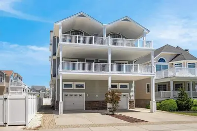 Image de 46th Beach Block Townhouse