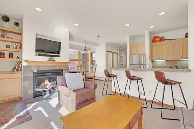 Image de Cozy Mountain Retreat in the Heart of Keystone